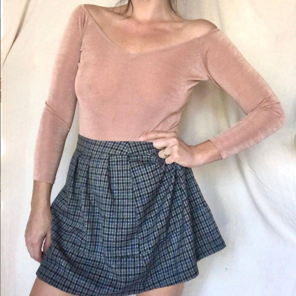 Zara Bodysuit in Rose - Medium $20.00